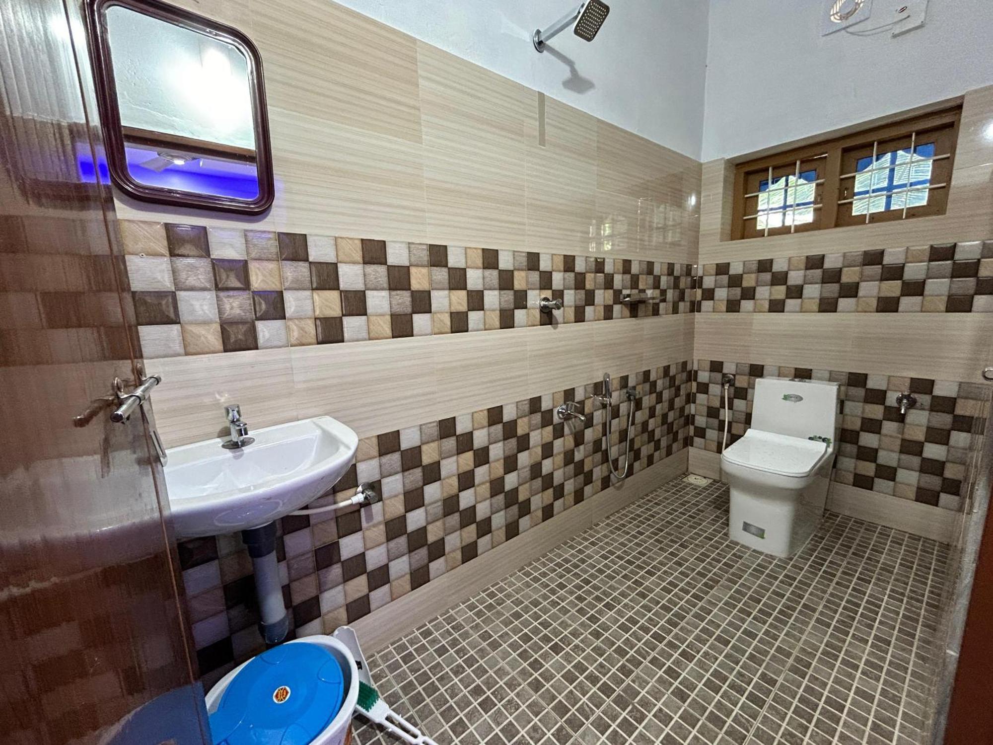 Puzhayoram Homestay Thrissur Exterior photo